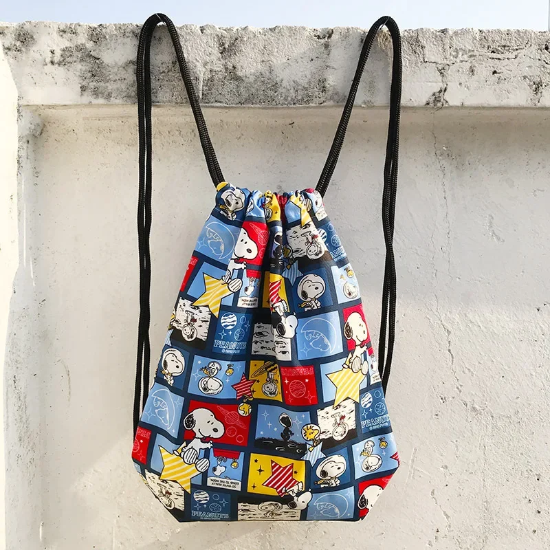 Snoopy Canvas zaino con coulisse Travel Fashion School Gym borsa con coulisse Anime Cartoon Casual String zaino sportivo zaino