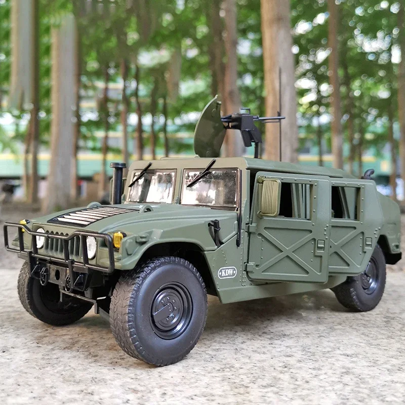 Diecast Alloy   H1 Military Off-road Vehicle Armored Cars Model Adult Classics Collection Toys Souvenir Static Display