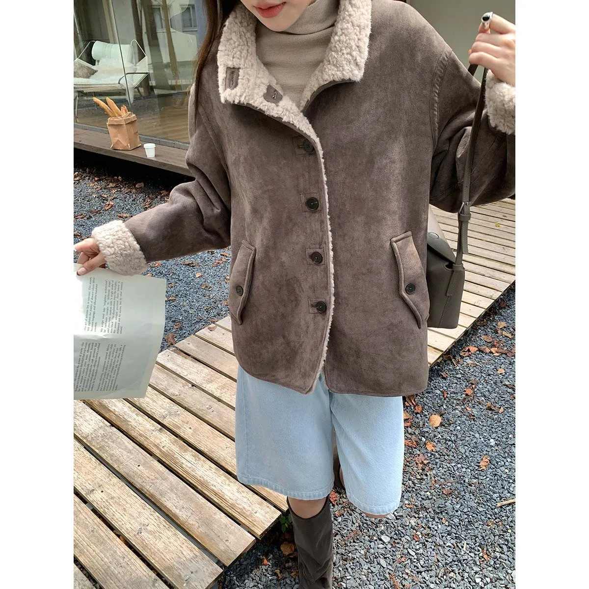 

Suede Thickened Faux Shearling For Women Sheepskin Fur Coat