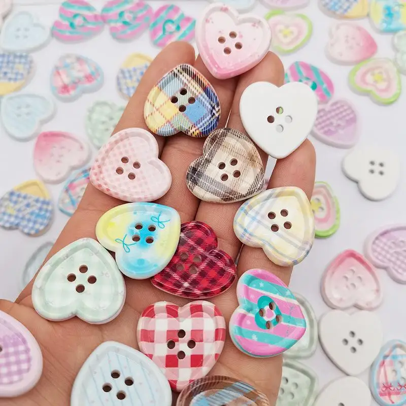 10/20 Stück Herzförmige Knöpfe in verschiedenen Farben mit 4 Löchern zum Nähen von Kleidung, Accessoires, Bastelarbeiten, Scrapbooking, DIY-Bekleidungszubehör – Detail 5