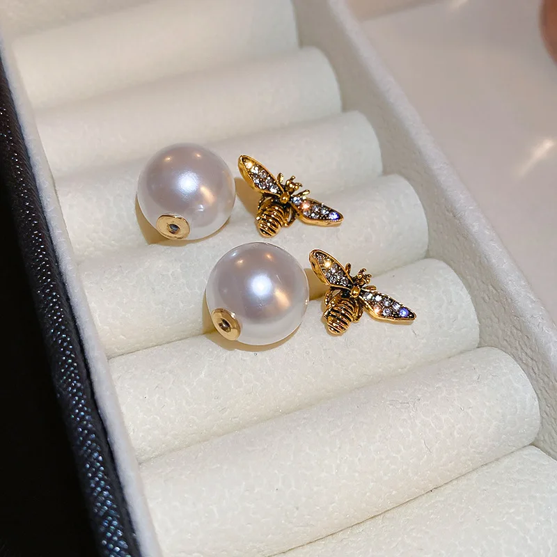 Vintage Charm Insect Bee Pearl Stud Earrings for Women Temperament Exquisite Gold Color Zircon Jewelry Party  Accessories Gift