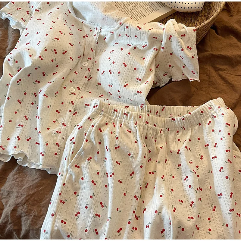 

Girls' Cherry Sweet Pajamas Summer Thin With Chest Cushion Can Be Worn Outside Short Sleeved Shorts Set Round Neck Home Clothes