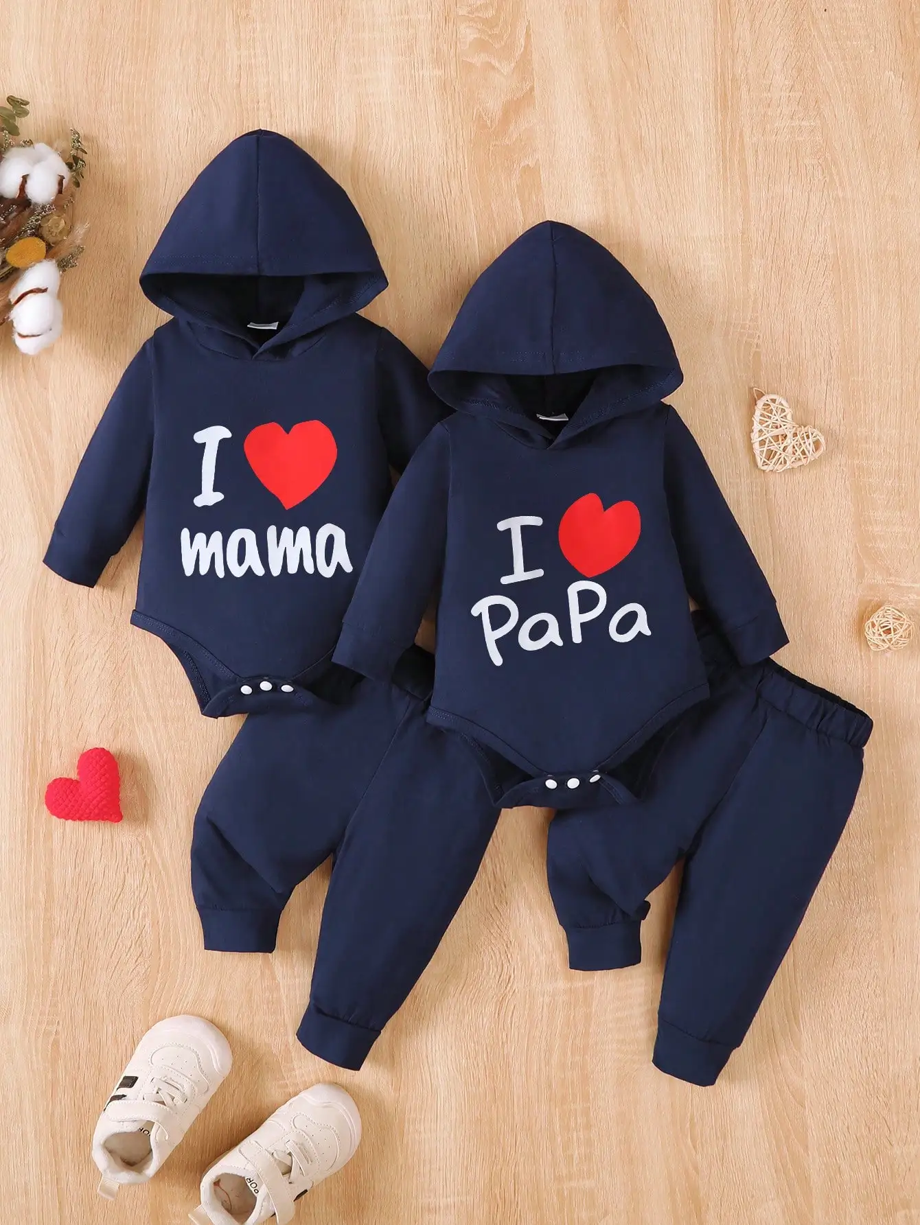 Spring and Autumn Hooded Outfit for Twin Babies, Navy Blue I Love Mama/Papa Printed Long-Sleeve Romper Paired with Matching Color Jogger Pants, Simple Heart Letter Design, Suitable for Newborn Photoshoots, Daily Outings, Cute Two-Piece Infant Set