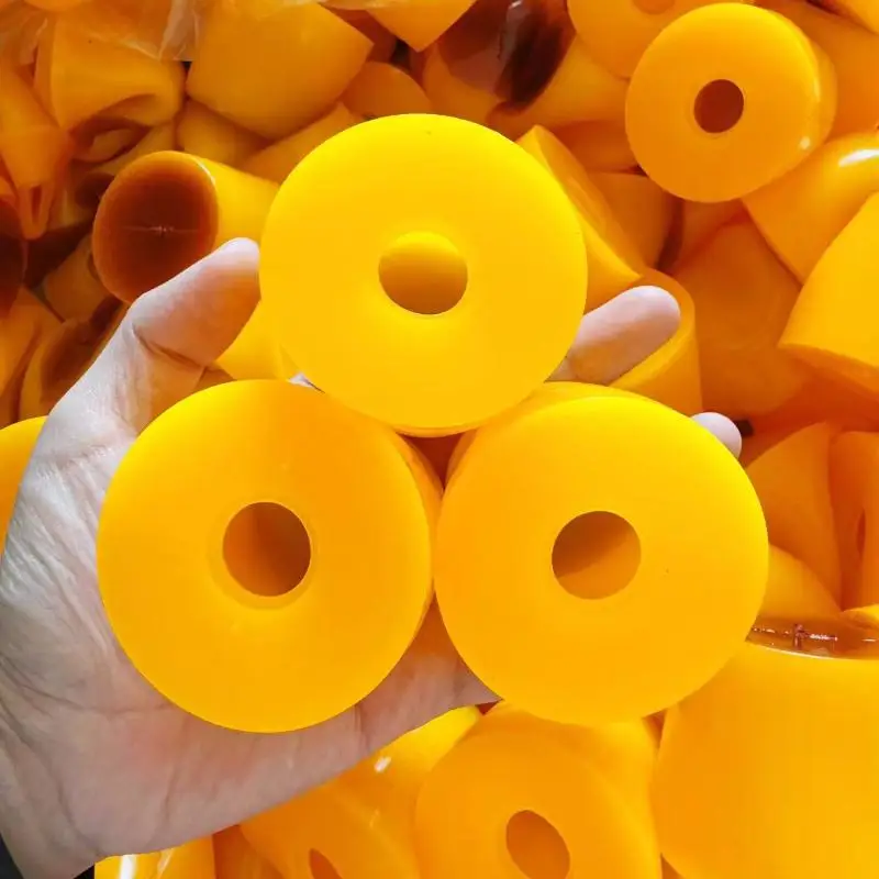 Caramel Pudding Squeeze Toy Crispy Crunch Sound Stress Relief Sensory Fidget Toy for Kids Adults Fun Food Shaped Desk Decor Gift