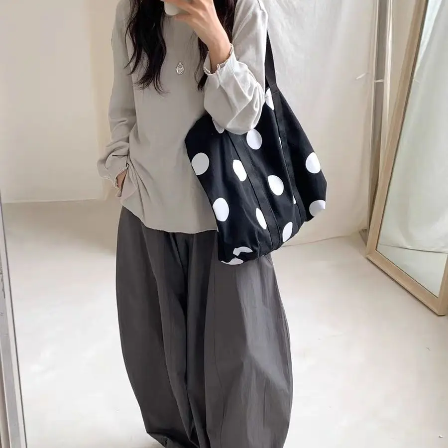 

2025 New Fashion Versatile Single Shoulder Crossbody Bag for Women Large Capacity Commuter Tote Handbag