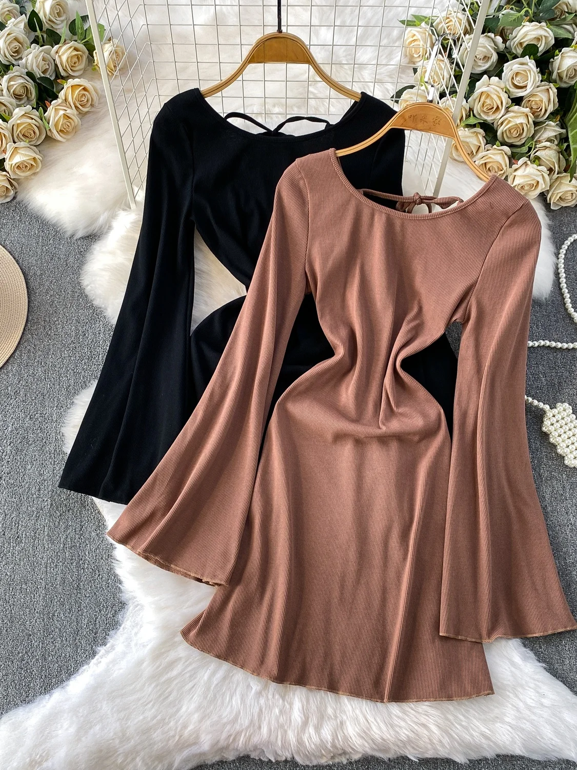 

Sexy Hollow out Ba round Ne Bell Sve Knitted Dr Women's Autumn Winter Pure Desire Spicy Girl Base Layer Dr