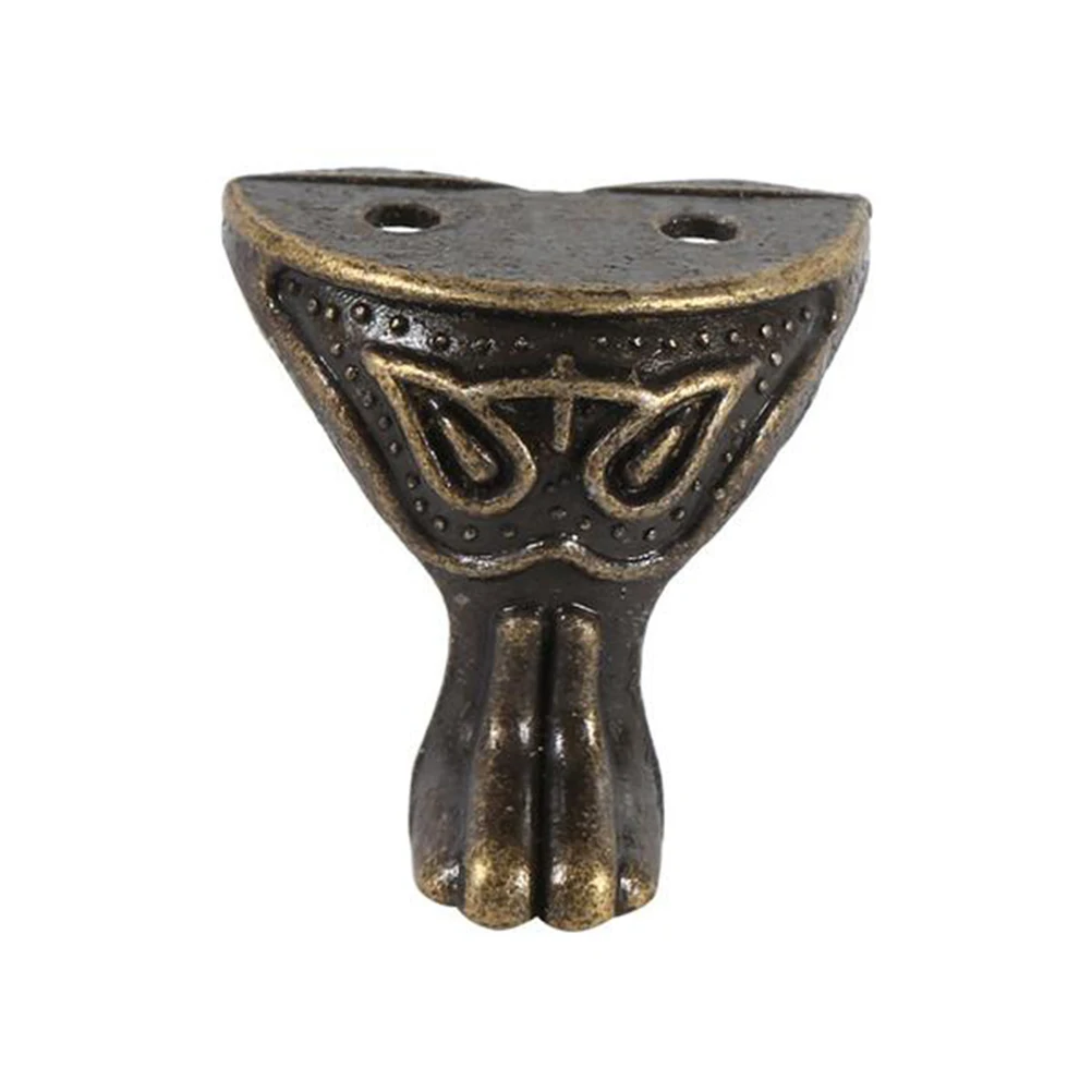 

4 Pcs Corner Guards for Wooden Box Covers Case Protectors 8 Screws Retro Alloy Practical Furniture Feet Protection Decorative