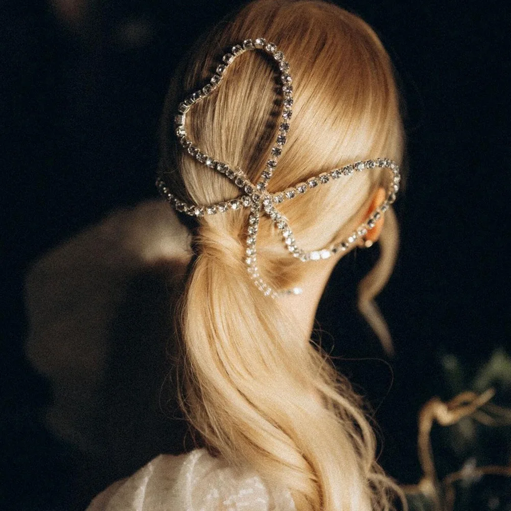 دبوس شعر نسائي كلاسيكي معدني من حجر الراين إكسسوارات شعر أنيقة على الموضة Y2K Kauri Bow دبوس شعر لتزيين الهالوين