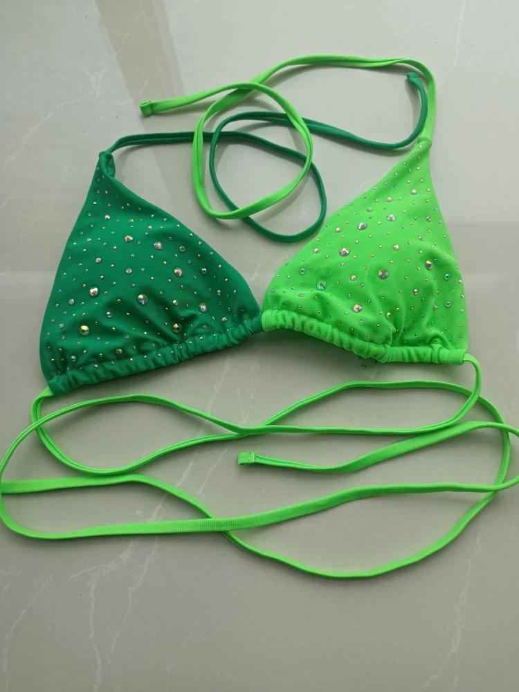 Sexy vert contraste Bikini ensemble femmes de luxe diamant pansement croix Push Up Micro maillot de bain 2025 plage maillot de bain string maillots de bain
