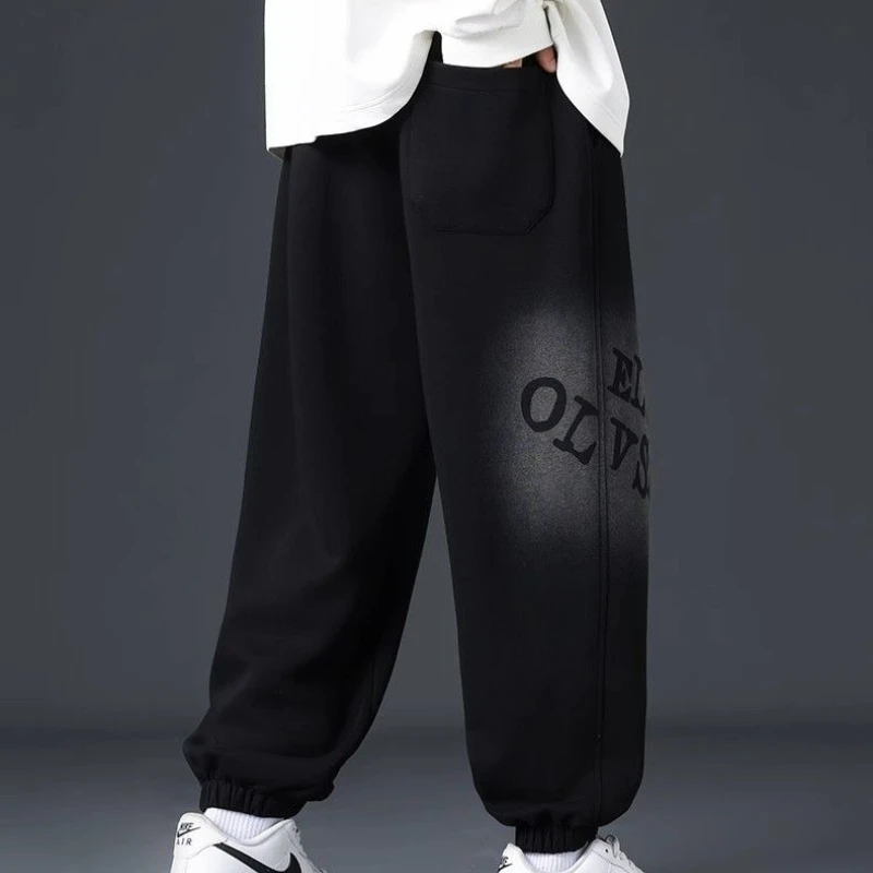 

Trendy Thick Thermal Sweatpants Men Plus Size Loose Casual Trousers for Teenagers School Outdoor Activities Autumn Winter Use