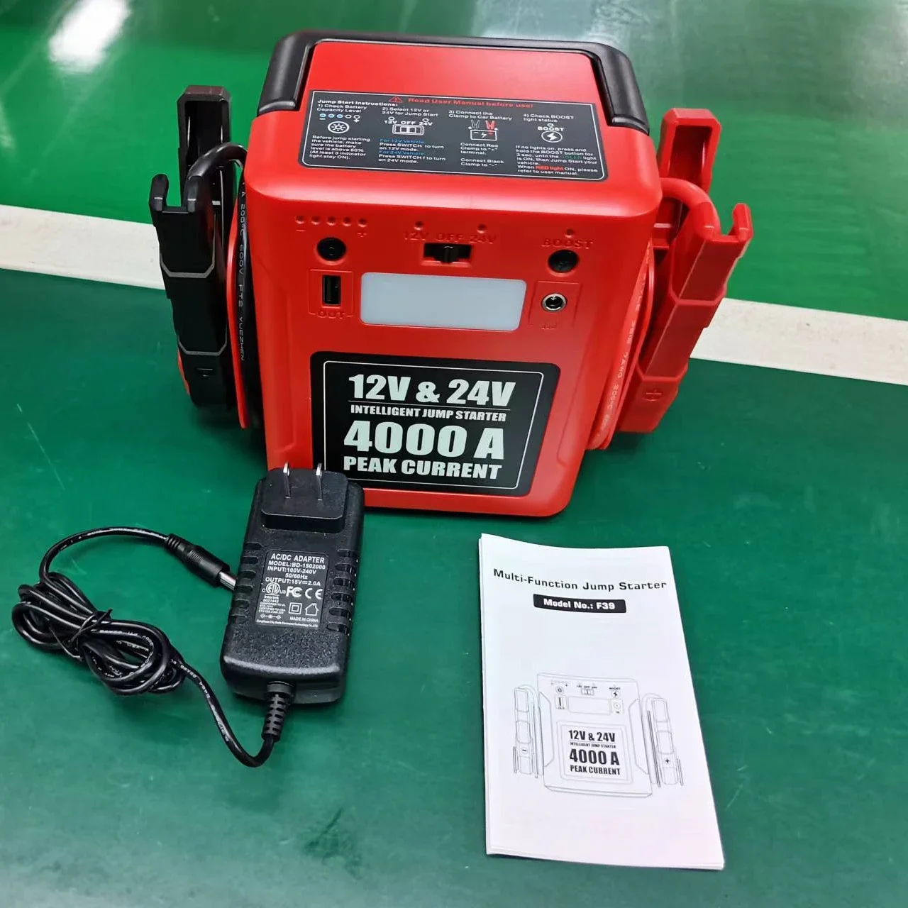 12v/24v jump starter with peak current 4000A 12 24 volt jump starter car battery jump starter 12/24V