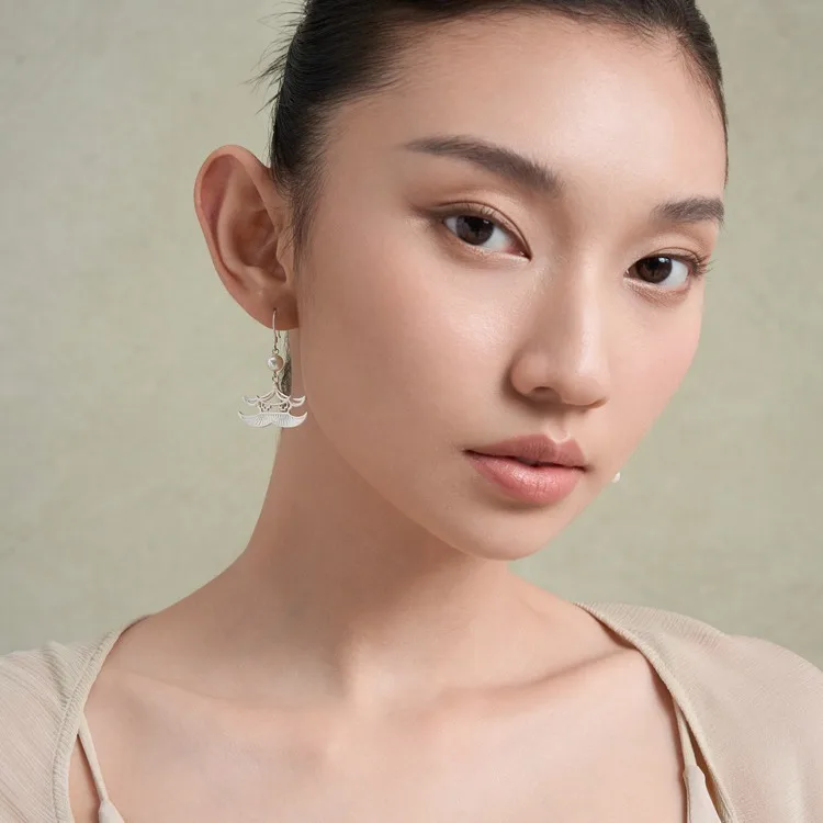 New Chinese Style Silver White Color Design of Ancient Style Pavilions Terraces Imitation Pearl Earrings Women's Elegant Earring