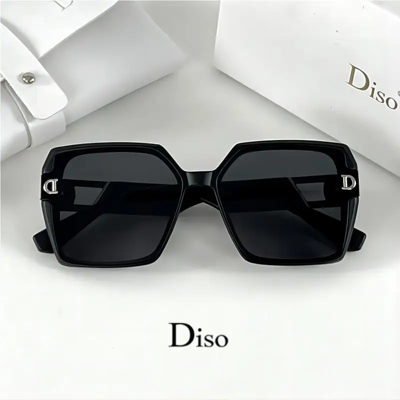 Letter D Decor Oversized Sunglasses Women's UV Protection Shades Stylish Office Sun Glasses for Street & Office Beach Travel
