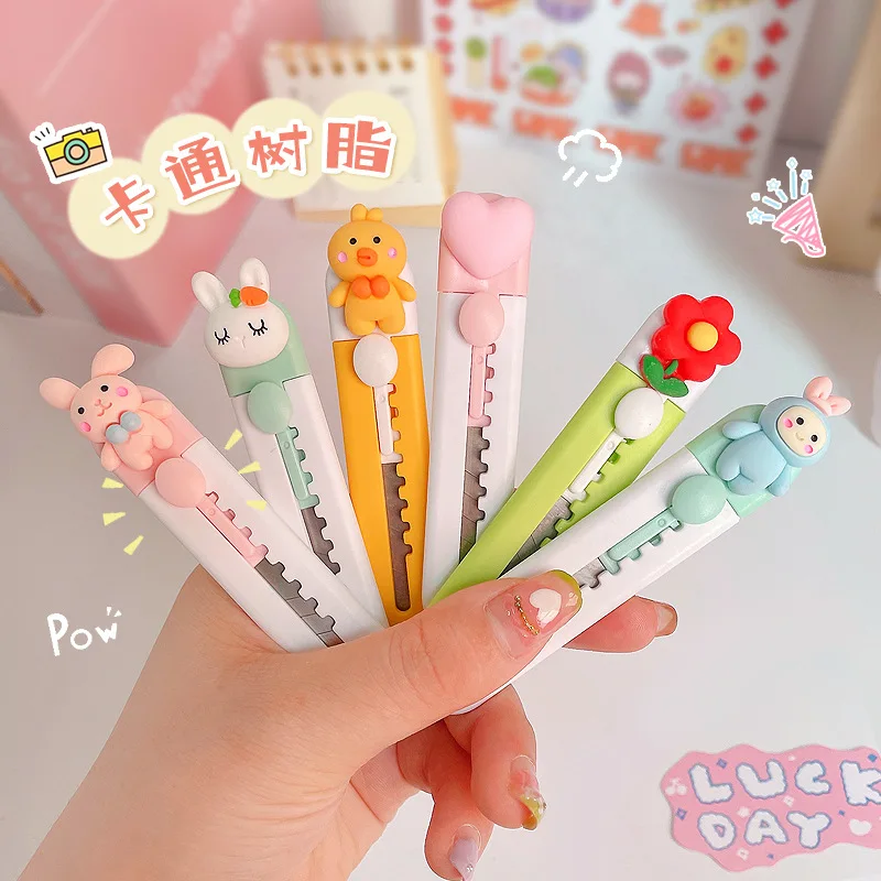 100pcs Cartoon cute flower utility knife portable open express small knife student office paper rabbit handmade knife