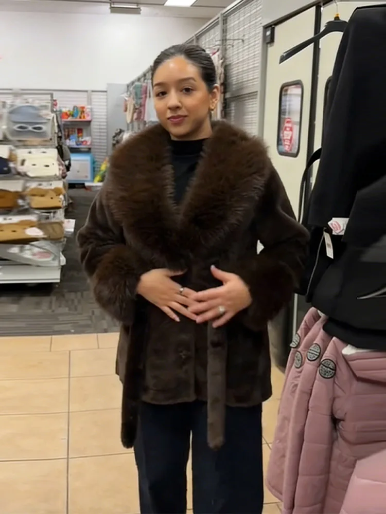 Frauen Chic Schokolade Farbige Faux Pelz Jacke Winter Vintage Lange Ärmeln Dicke Warme Mantel Verstellbare Taille High Street Oberbekleidung