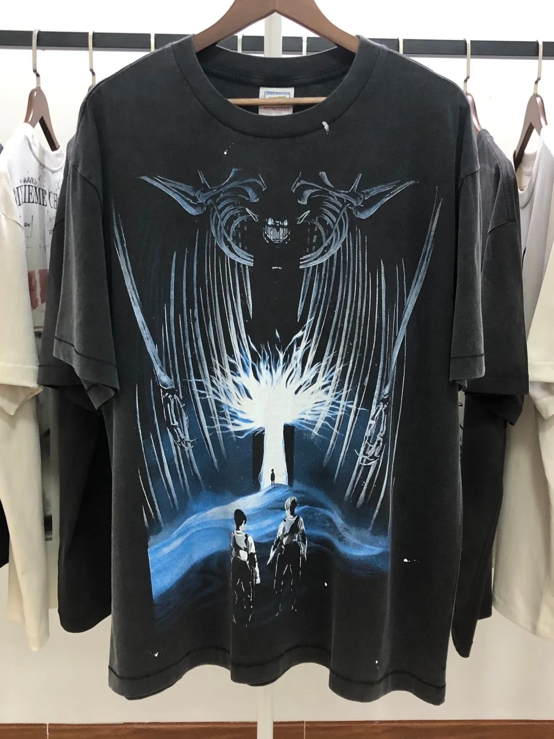 saint-mx6-attack-on-titan-camiseta-de-manga-corta-con-estampado-vintage-estilo-retro-cuello-redondo-unisex