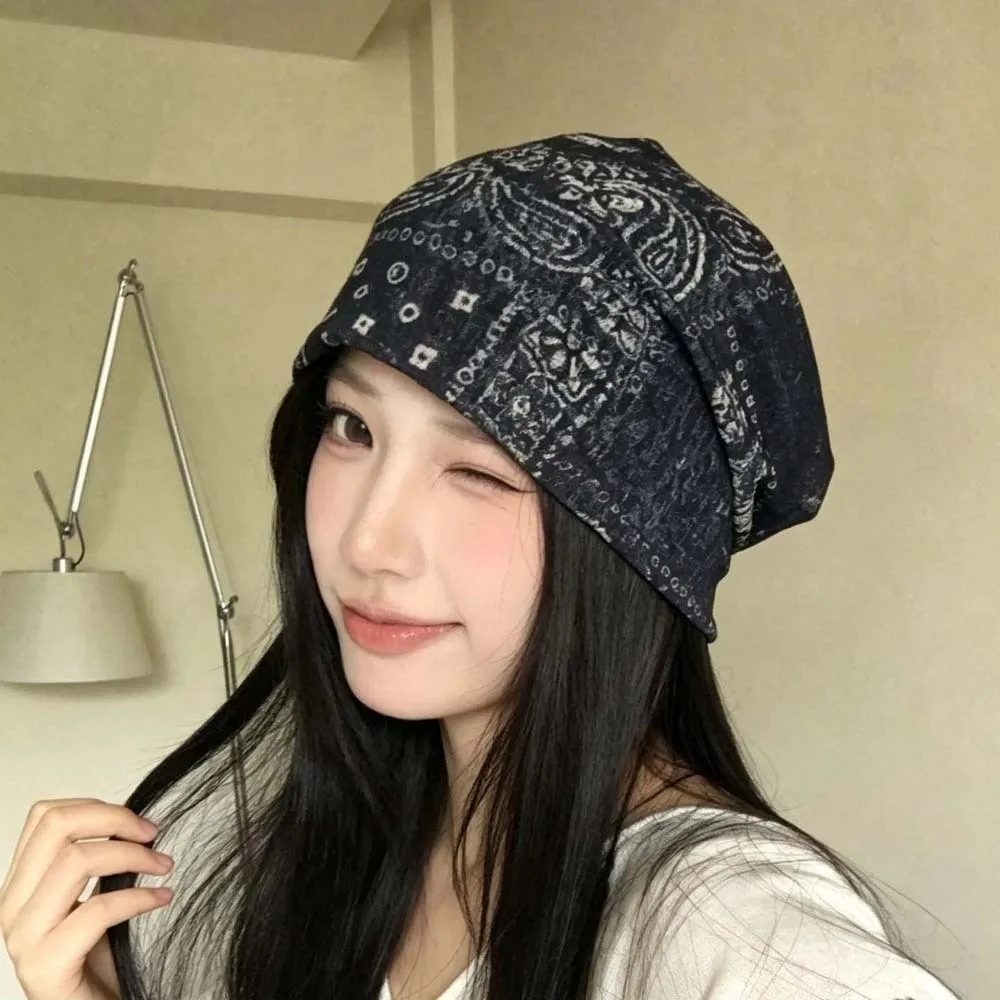 Vintage Paisley Beanie Versatile Style Retro Print Breathable Slouchy Hat Lightweight Texture Soft Touching Face Framing Bonnet