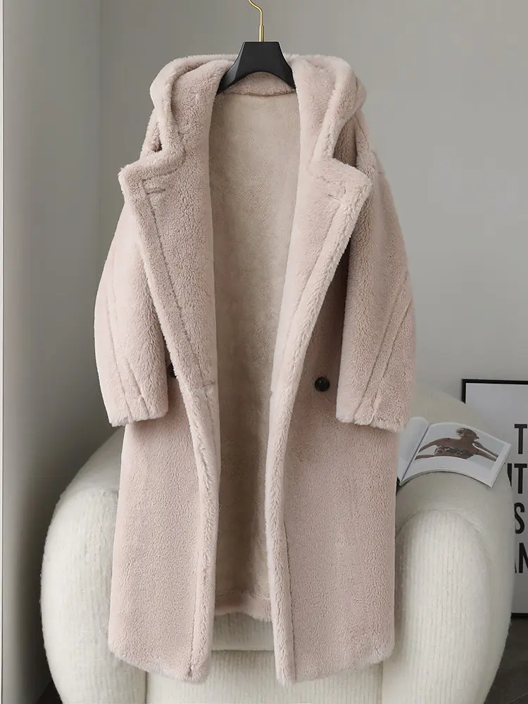2025 New Teddy bear style coat for women, cut fleece and fur in one piece, lambskin hooded fur coat, mid-length style view 5