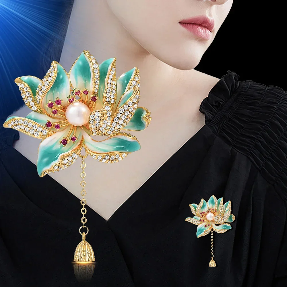 

Classic Elegant Enamel Lotus Tassel Pearl Brooches Pins for Women Fashion High Quality Exquisite Plant Badges Jewelry Gifts