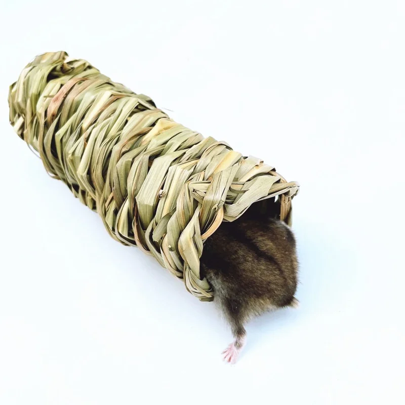 Pet water grass nest handmade woven pet grass nest rabbit hamster grass toy hamster grass toy hamster nest