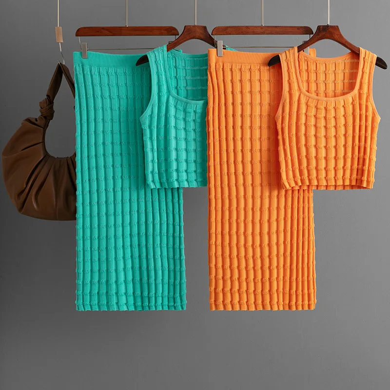 

The Spring and Autumn Annals Y2k Skirt Fashion Female Suit Sleeveless Vest Jacket Skirt Knit Two-piece Set Temperament Comfort