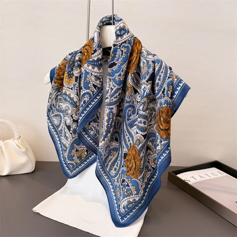 65*65 cm Morbide Sciarpe per la testa Decorazione delle donne Sciarpa quadrata Lusso Paisley Stampa Cotone Sensazione Foulard Caldo Foulard Bandana Cravatta al collo