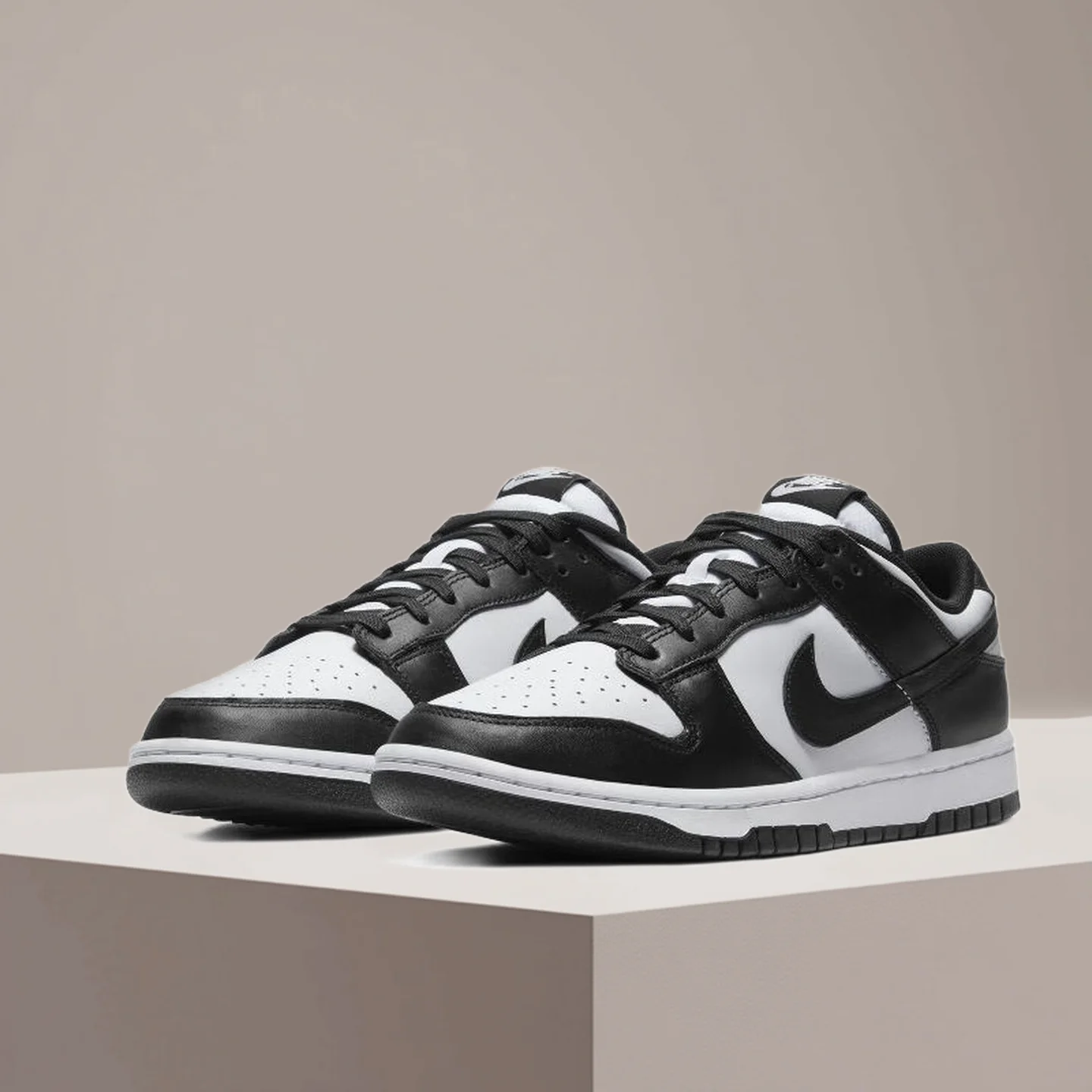 

Нескользящие низкие повседневные кроссовки Nike Dunk Low Black/White Panda — унисекс DD1391-100