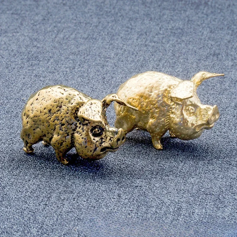 

Retro Copper Chinese 12 Zodiac Flying Pig Statue Home Decoration Antique Brass Lucky Animal Figurine Small Table Desk Ornaments