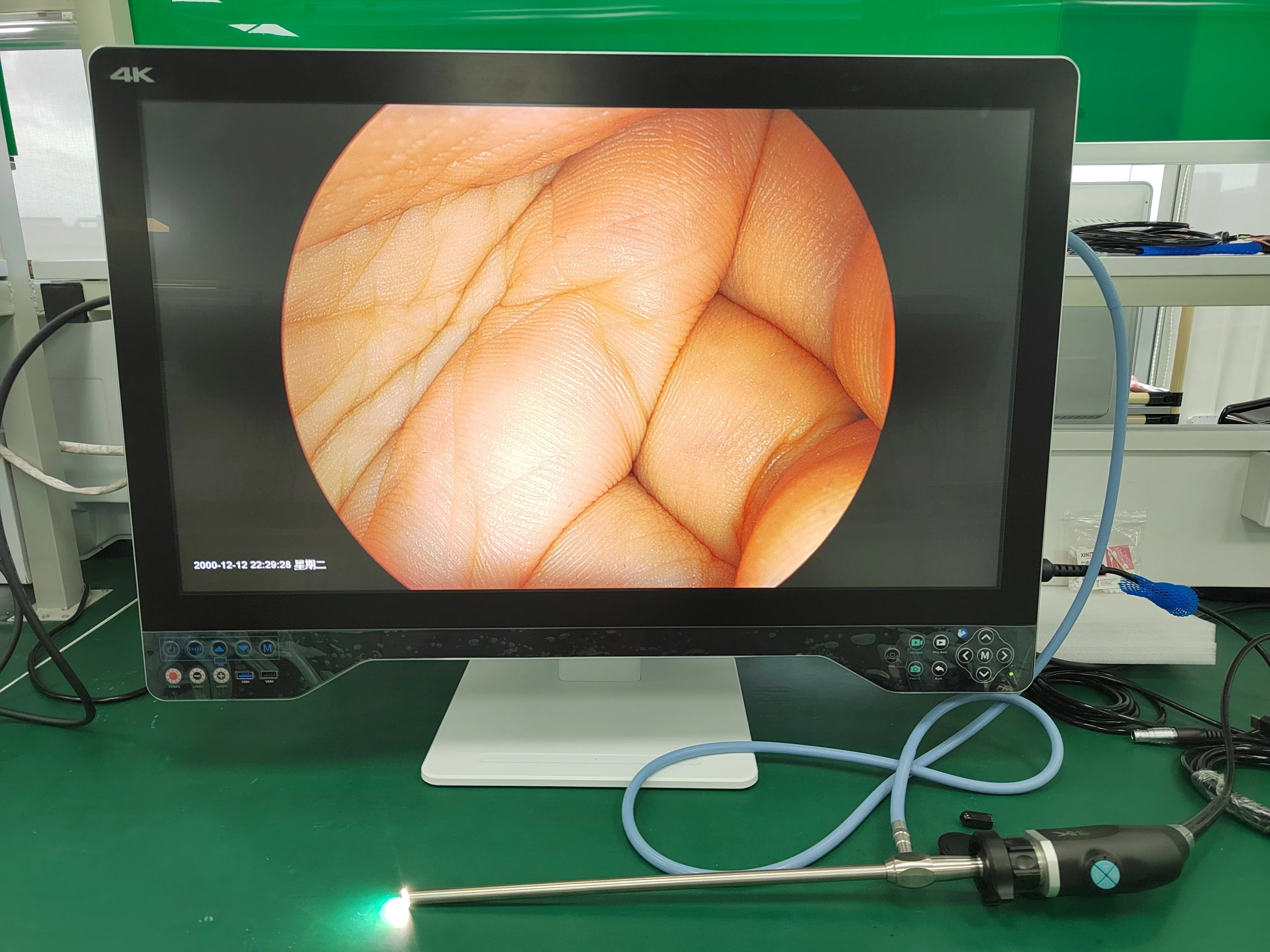 32 inches Portable Medical Video Endoscopy LED Light Source Laparoscopy System Endoscope  4K