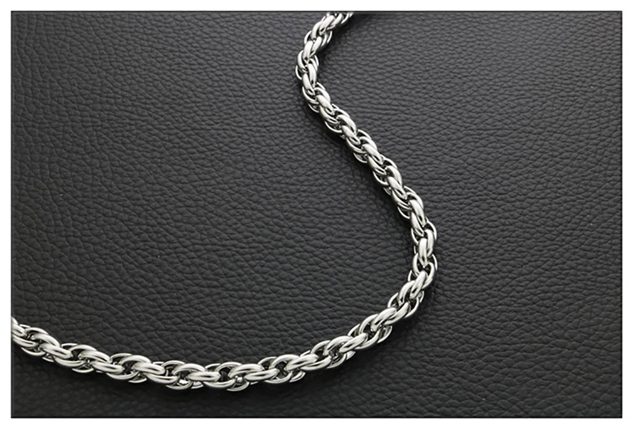 Fashion Stainless steel Twist Chain O-shaped Double Duckle Chain For Men And Women Thick Necklace Jewelry