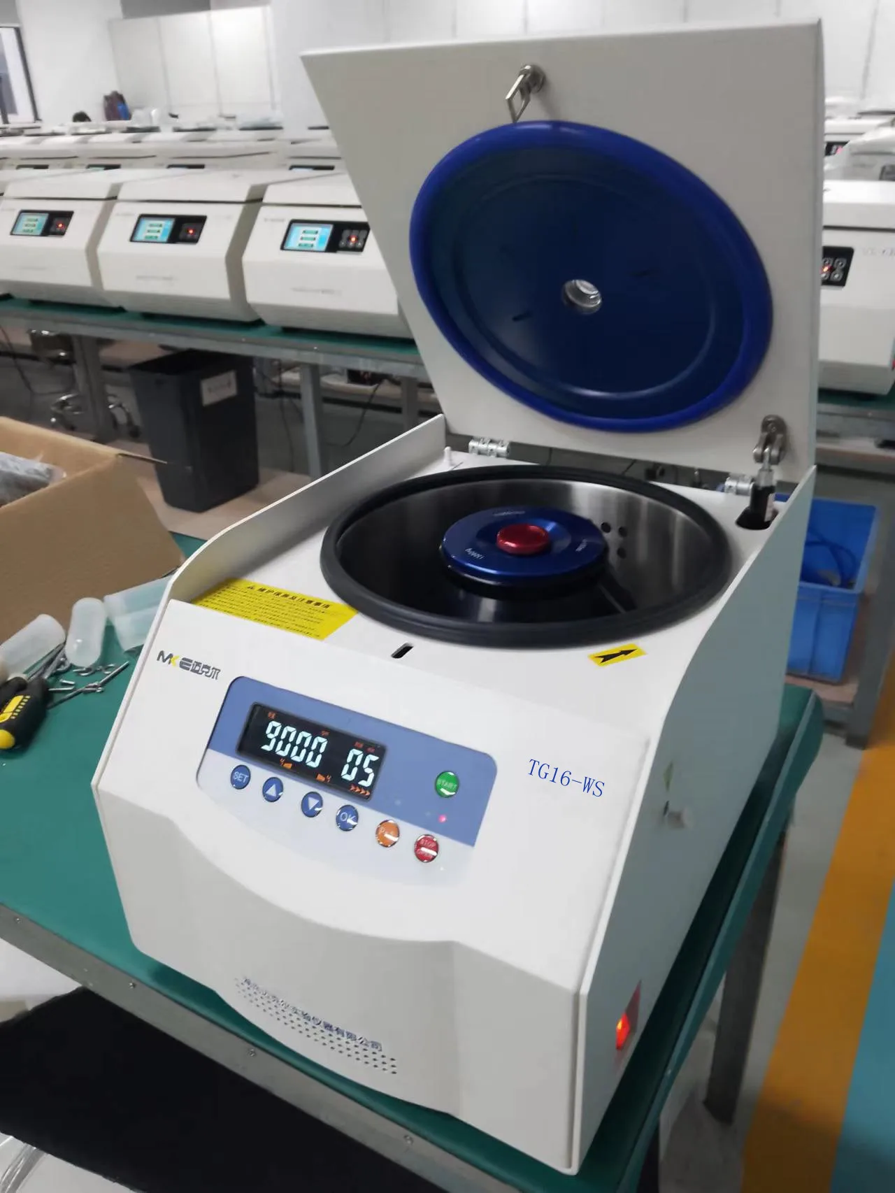 Factory Supply Benchtop Max.Speed 16500r/min High Speed Centrifuge for Laboratory