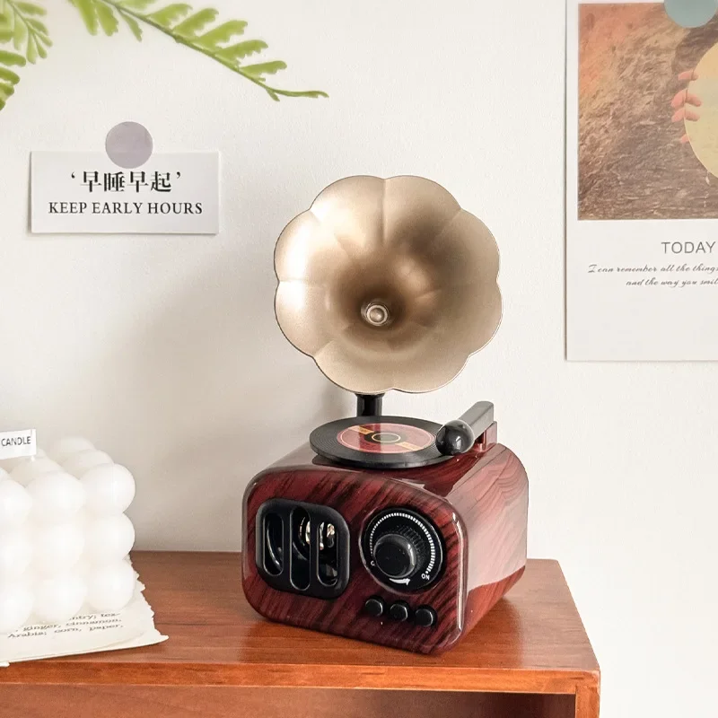 Creative Music Box Living Room Entrance Home Nostalgic Decorations Niche Premium Retro Gramophone Ornament Desktop