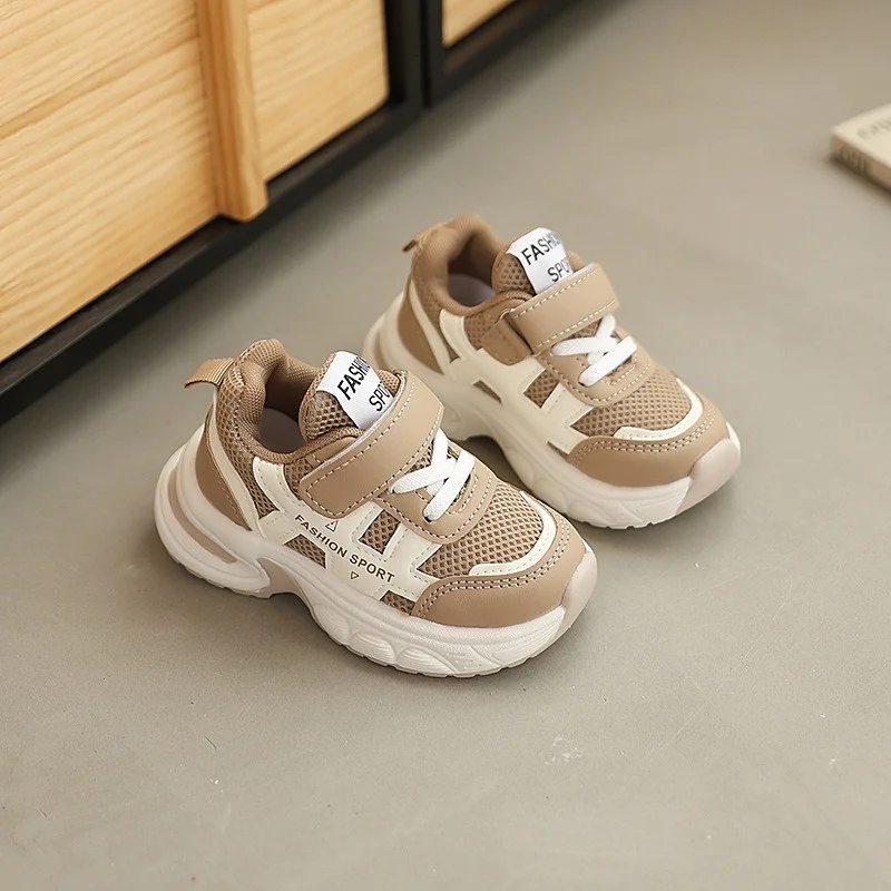 

Children's Sports Shoes 2025 Autumn New Style Girls' Non Slip Casual Shoes School Students' Mesh Soft Soled Running Shoes