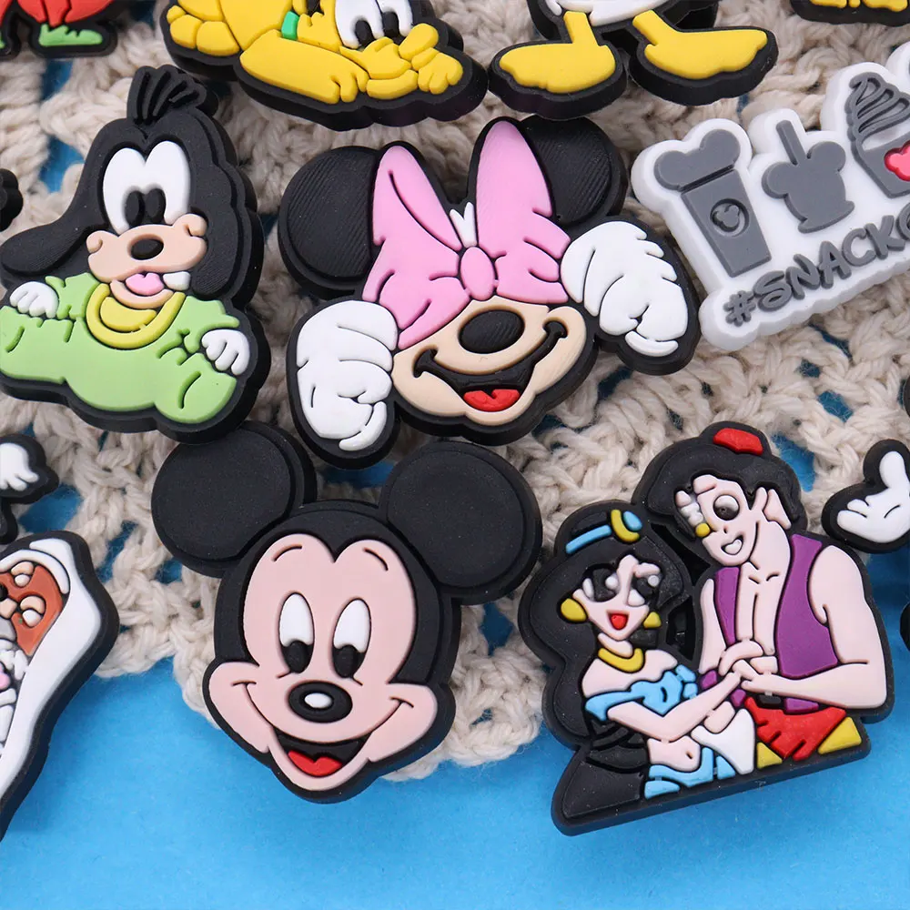 Casing ponsel Disney, 1-25 buah anjing lucu Donald bebek Pluto gesper sepatu anak-anak pesona Dekorasi mode Mickey DIY casing ponsel Disney