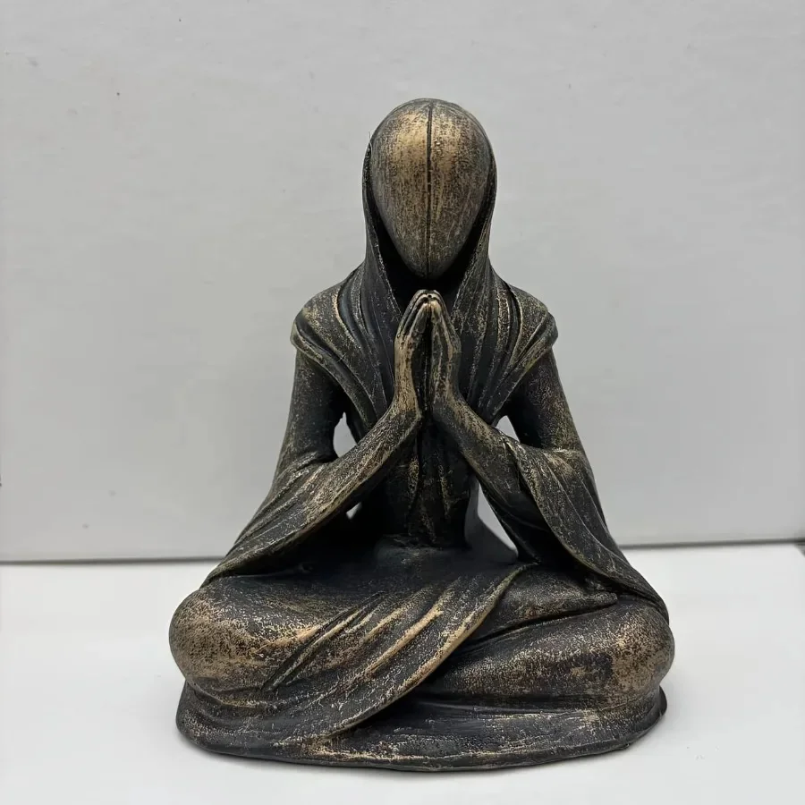 

Alien Statue Meditation Yoga Alien Figure Resin Sculpture for Desktop Decor Home Indoor Outdoor Patio Lawn Yard Collectable Gift