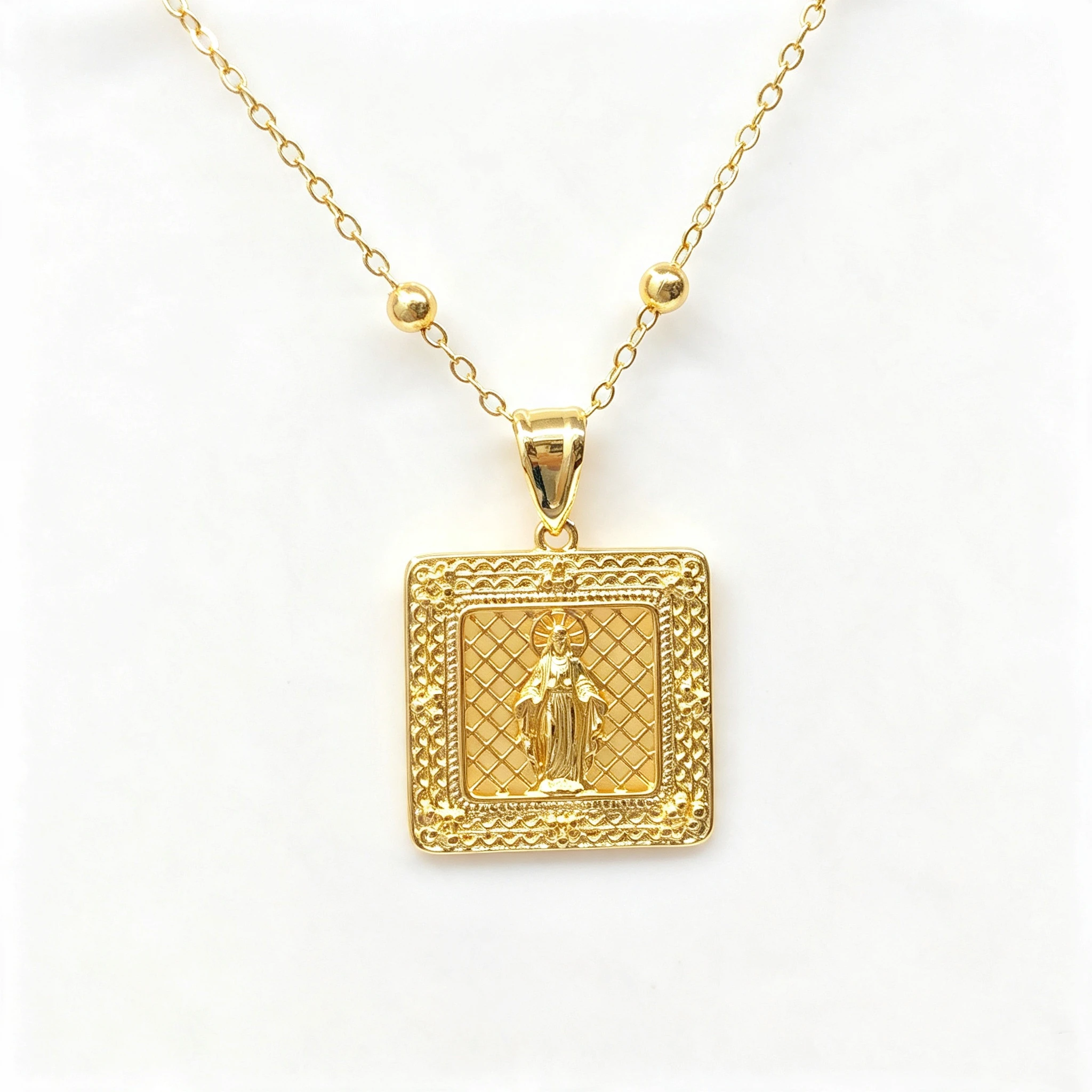 Blessed Vintage Keepsake Gift Hollow Virgin Mary Necklace Holy Mother Pendant Catholic Baptism Spiritual Jewelry For Ladies New