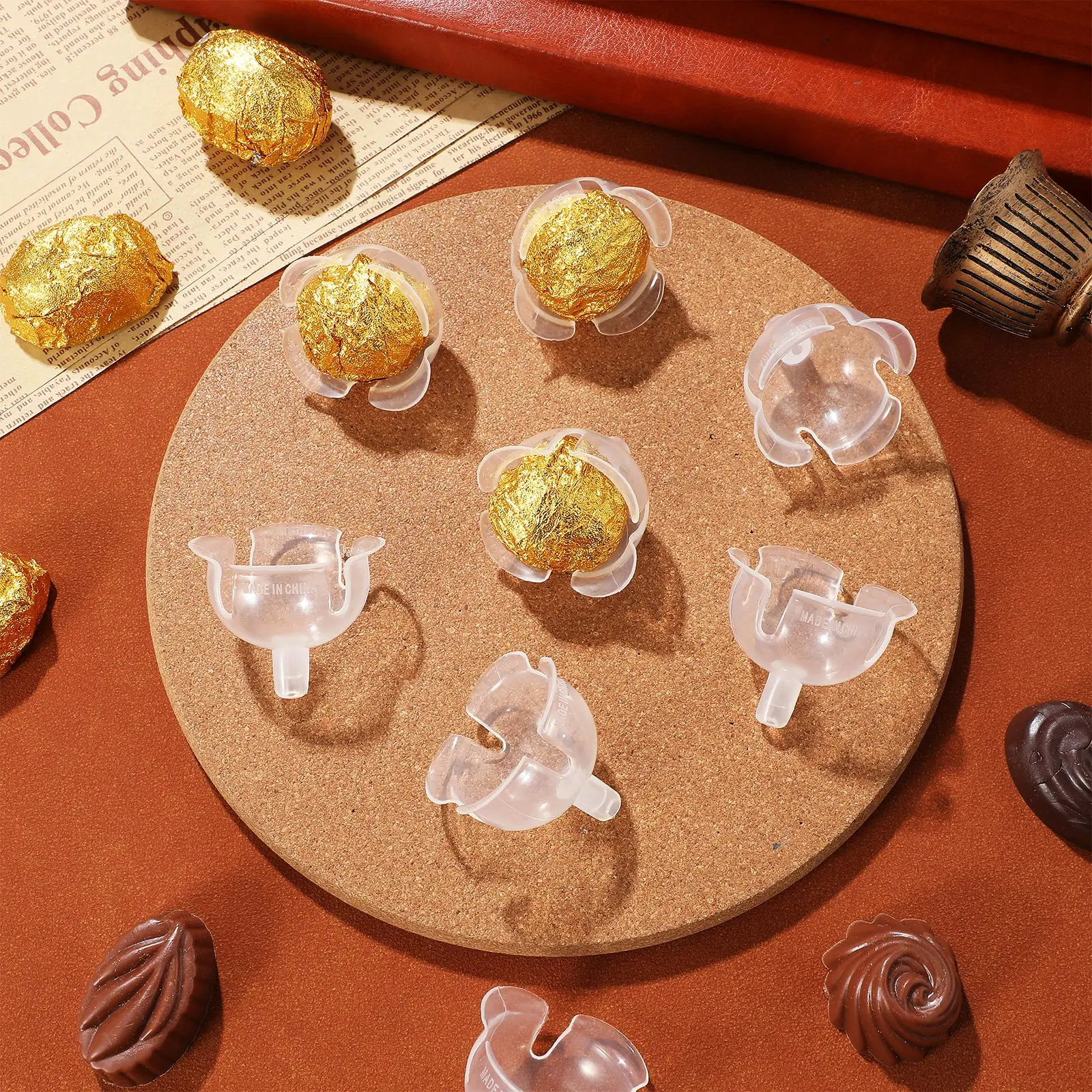 

50Pcs Chocolate Ball Holder Case Portable Size Selected Material Fixed Base DIY Round Chocolate Candy Bouquet Support for Gifts