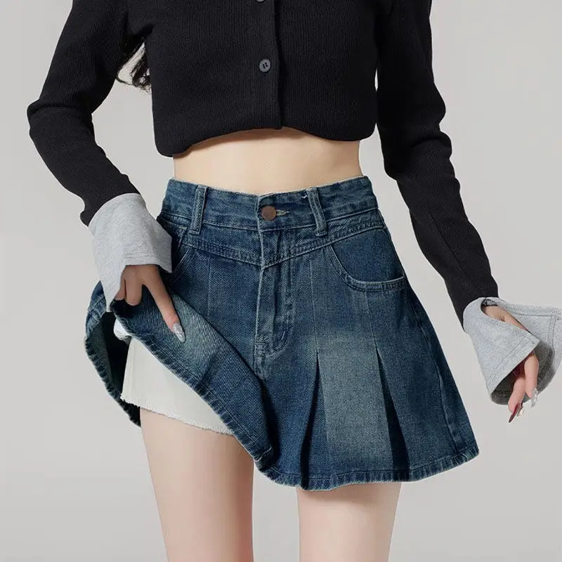 

Pear-shaped versatile pleated mini skirt with anti-exposure lining2025Ruffled hem sexy denim skirt for women, slimming effect