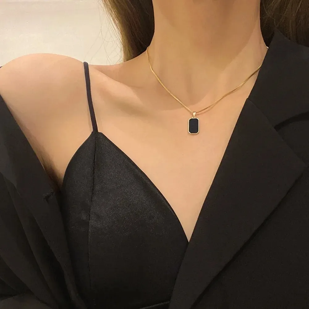New Trendy Simple Geometric double-sided letter square Women's necklace Charm Black natural gemstone Pendant Party Jewelry Gift