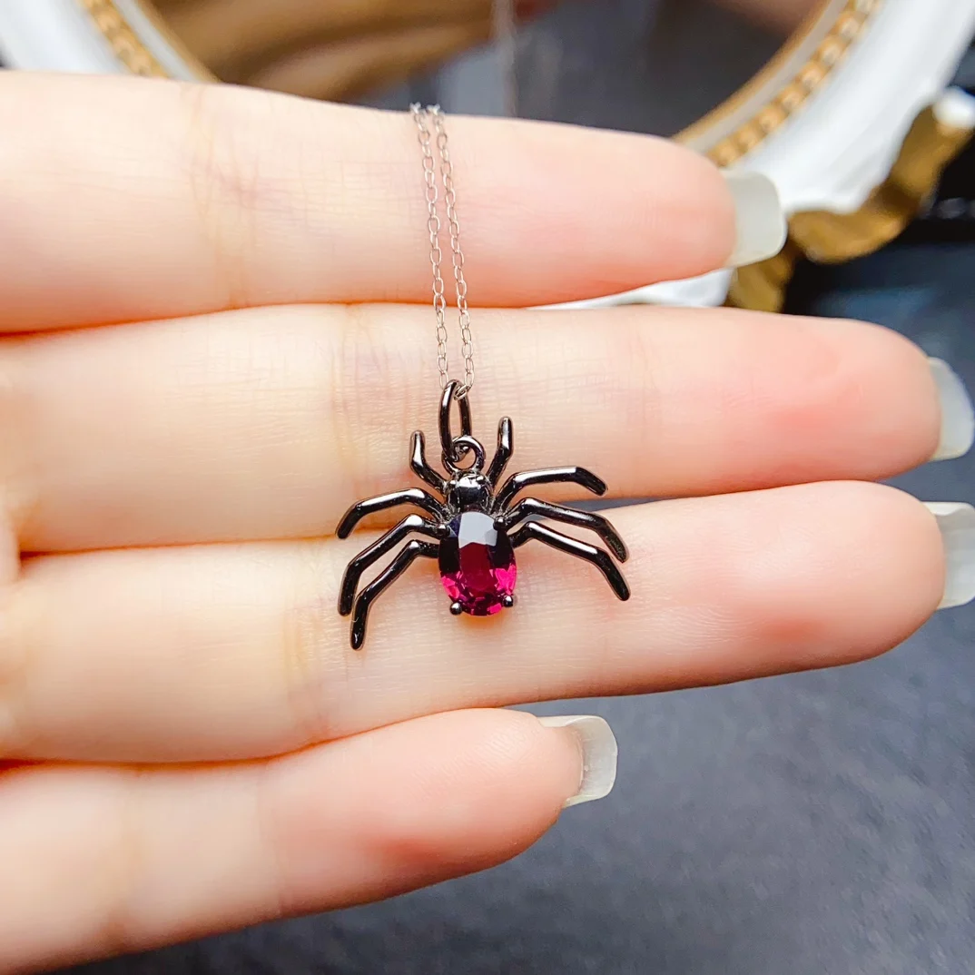 FS Natural Garnet Spider Pendant Necklace S925 Sterling Silver With Certificate Fashion Fine Weddings Jewelry for Women MeiBaPJ