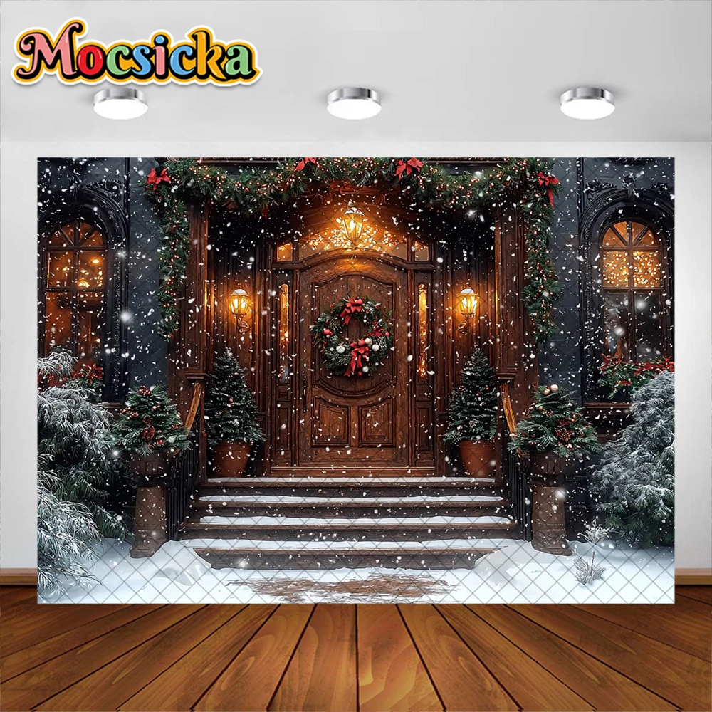 พื้นหลังประตูไม้สำหรับถ่ายภาพเทศกาลคริสต์มาสฤดูหนาวอุปกรณ์ตกแต่งพวงมาลัยของขวัญวันคริสต์มาสฉากหลังถ่ายภาพบุคคลสาว