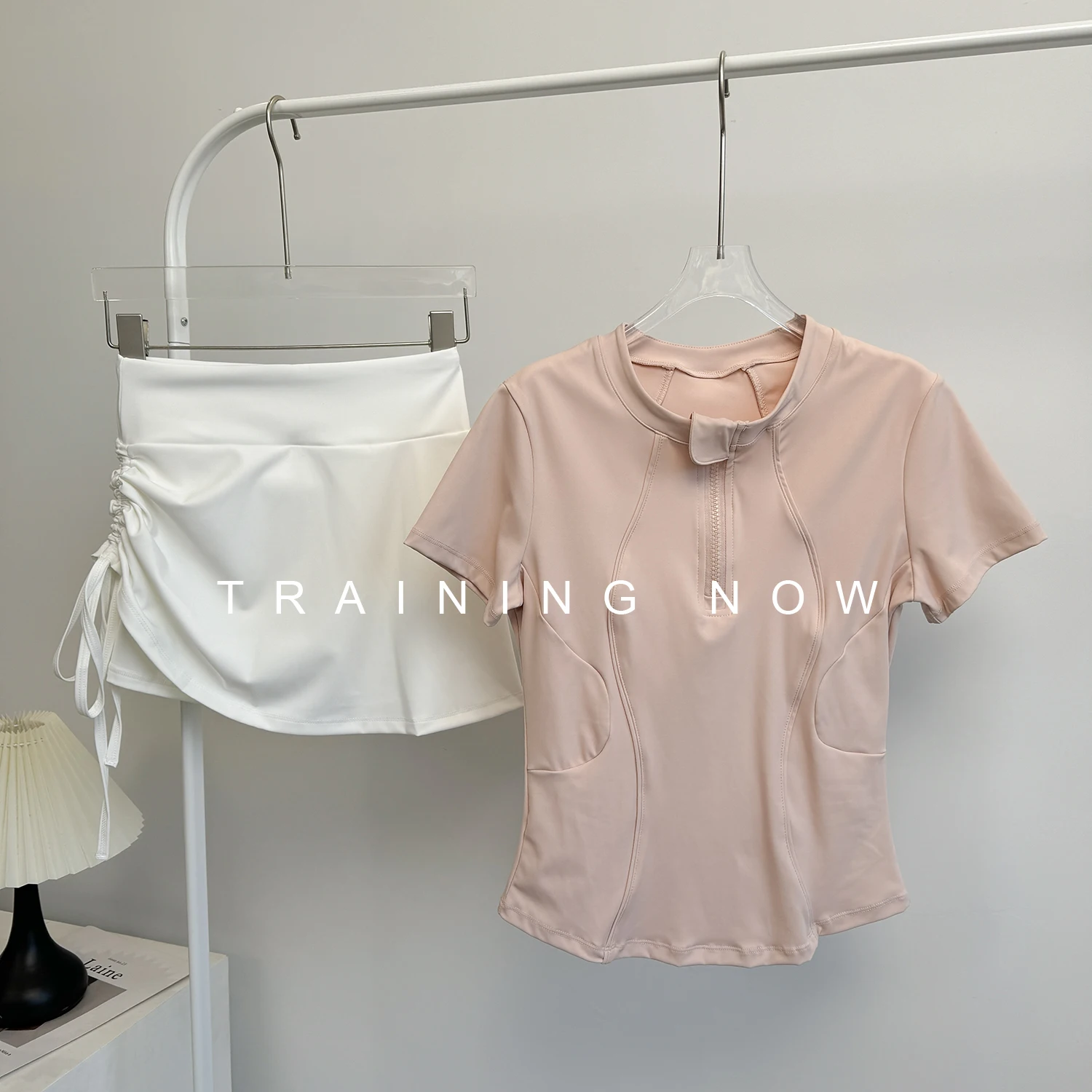 

Senior sports suit for women summer tennis fitness training quick-drying suit fashionable semi-zipper running yoga short sleeves