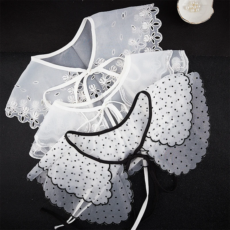Women Lace Fake Collar Cloud Shoulder False Shirt Detachable Collar Necklace