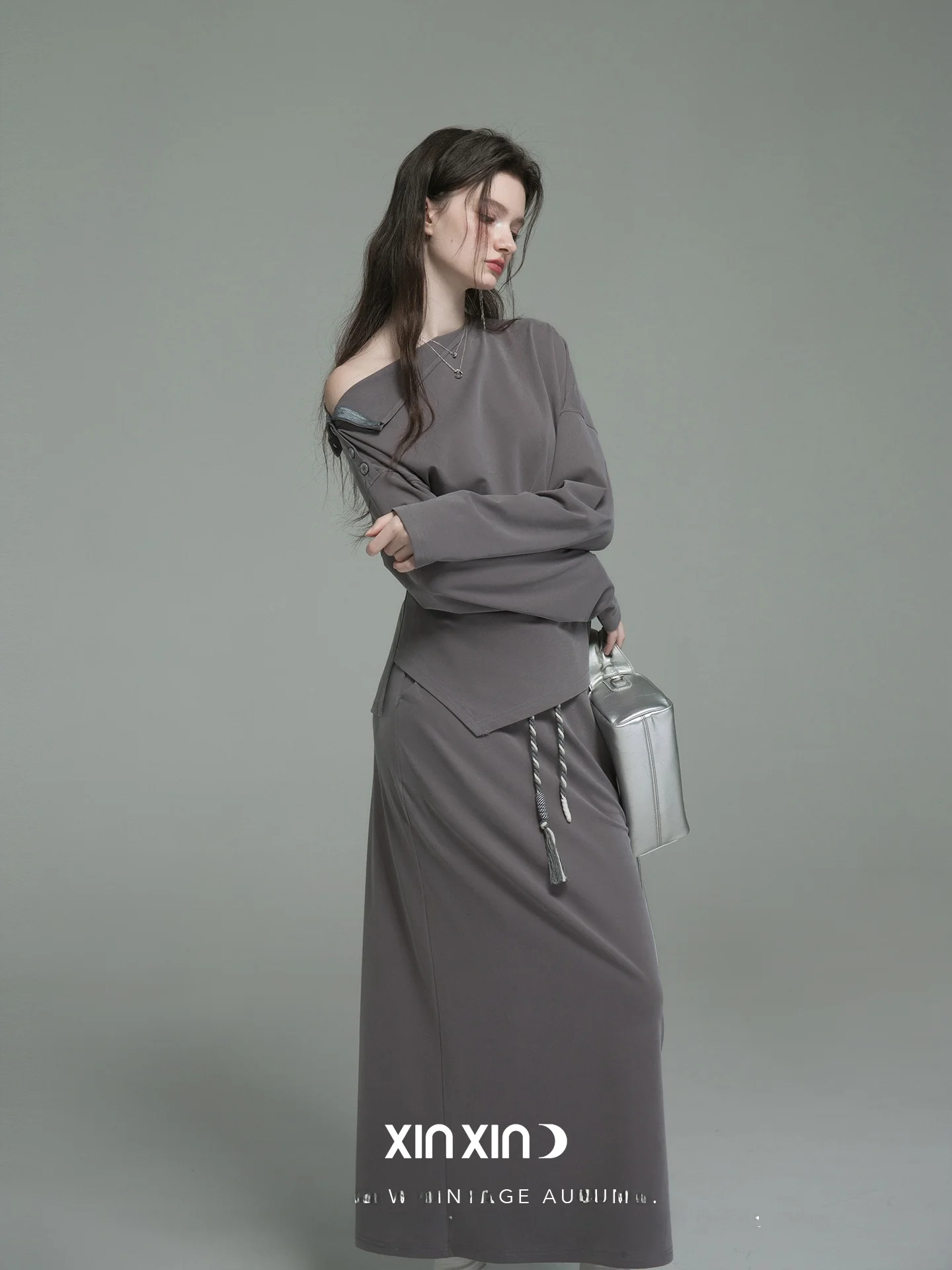 

Clean Fit Ruffled Shoulder One-Step Skirt Knitted Set Loose Women's Fashion Ensemble Medium-Length Sleeve Long-Sleeve Knitwear