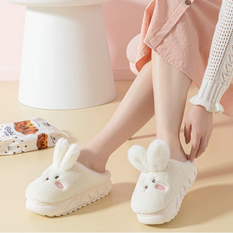 2022 Cute Plush Animal Slippers Women Lovely Bunny Rabbit Slides Indoor Bedroom Platform Slippers Fluffy Furry Soft Sole Shoes