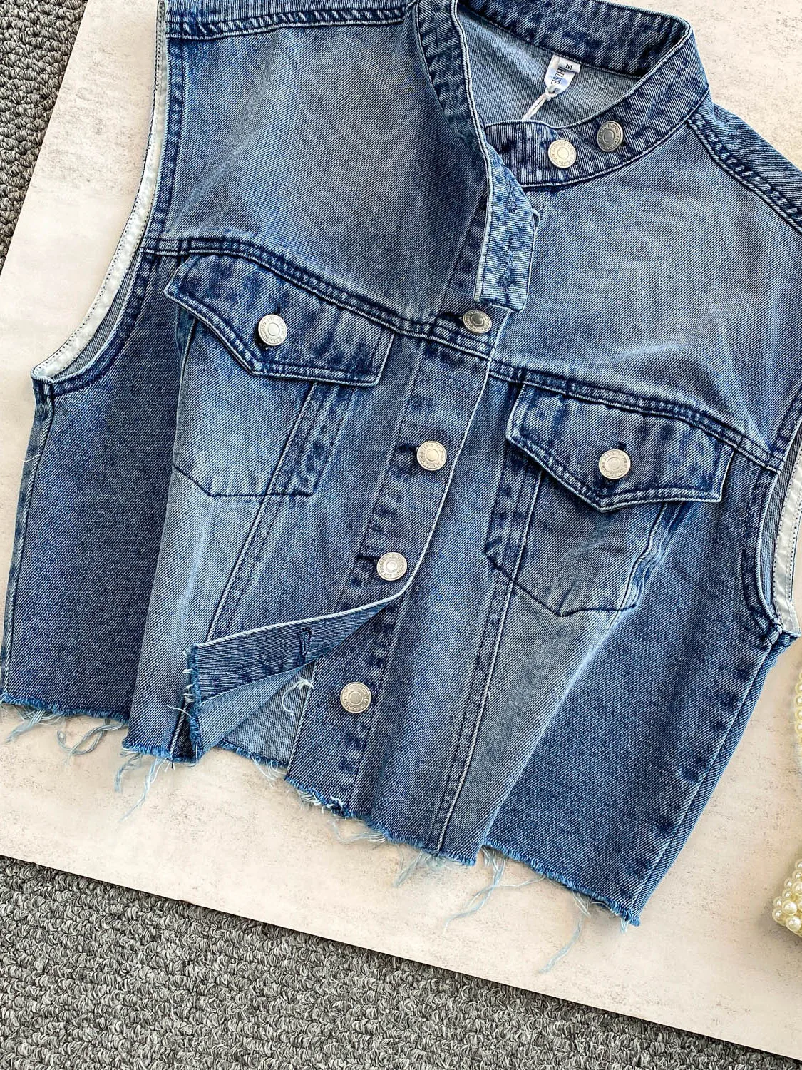 

Новый китайский синий джинсовый жилет, женский летний утягивающий топ с кисточками, воротник-стойка с одной пуговицей, многослойная мода