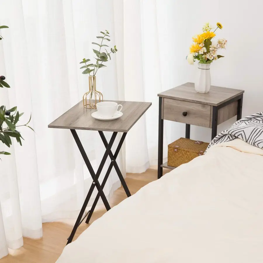 طاولات صينية تلفزيون قابلة للطي، مجموعة من 4 صواني تلفزيون مع رف تخزين، طاولة جانبية صناعية لتناول الطعام في الأريكة، طاولة للوجبات الخفيفة قابلة للطي