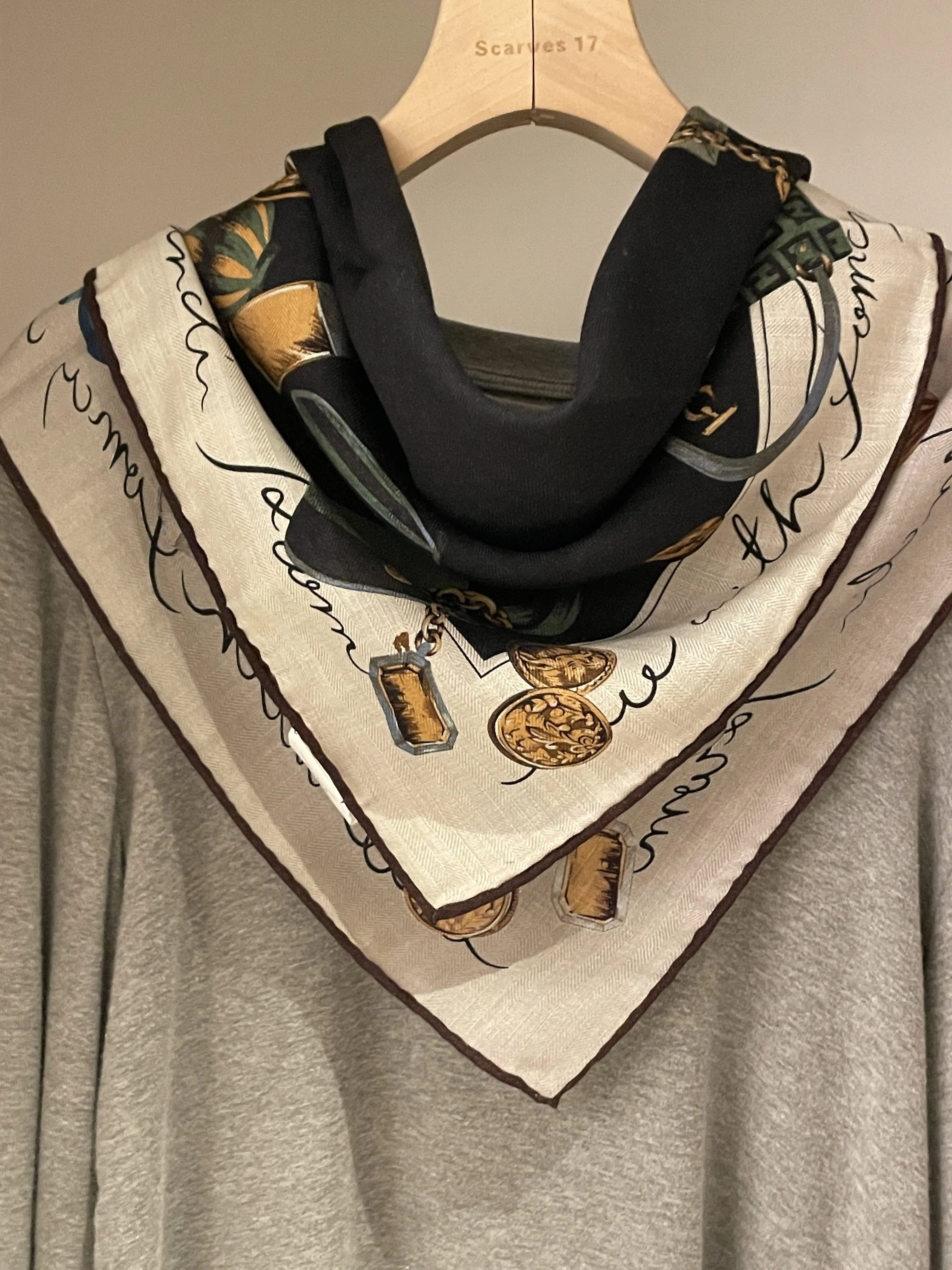여성용 넥 스카프, 65cm, 고급스러운 겨울용 밴다나 - Winter Clothing Hong Kong 리뷰 및 가격
