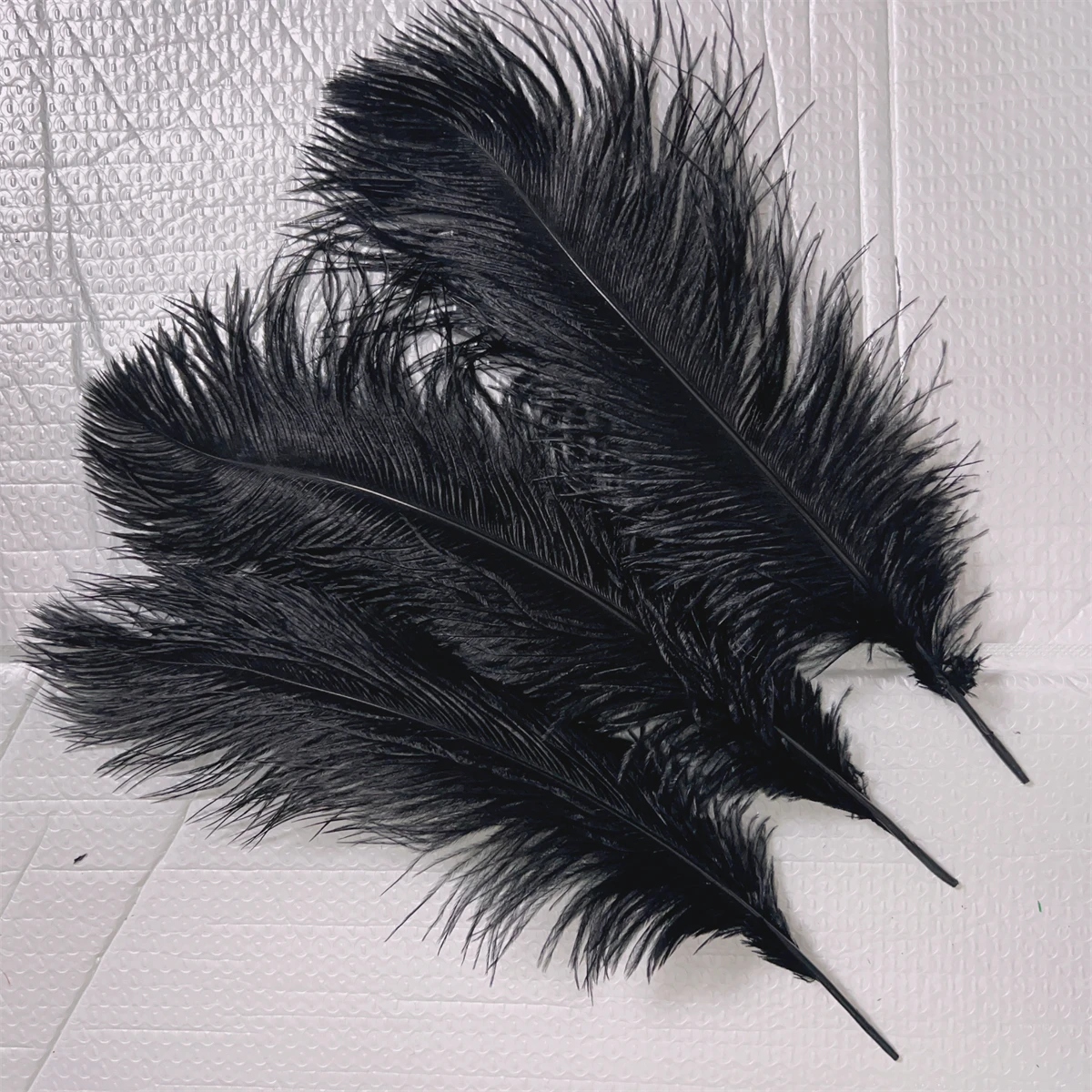 10Pcs Black Ostrich Feather Wedding Table Center Large Natural Feather Carnival Handmade Accessories Vase Decoration Feather