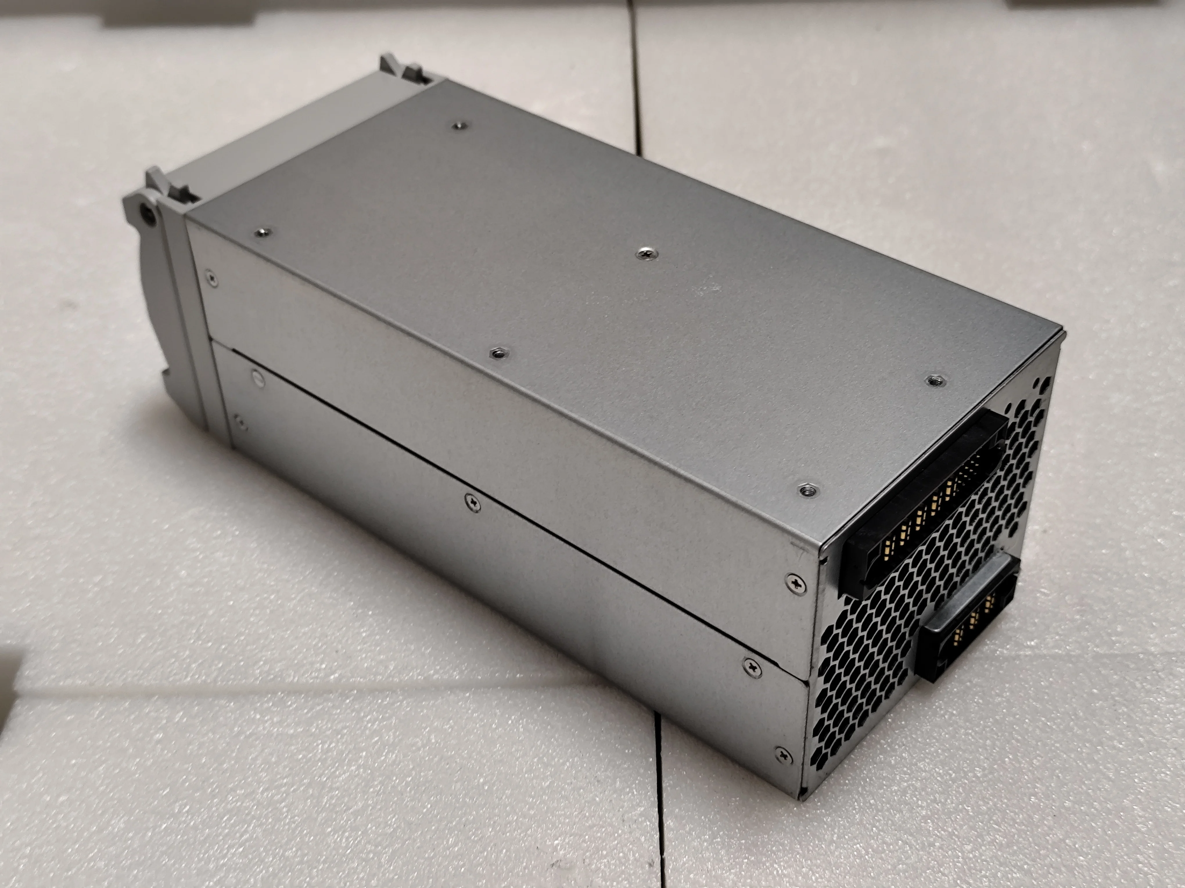 MER048-50010(H) 48VDC/50A Communication Rectifier Module Brand New